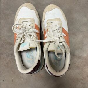 new balance sneakers size 8